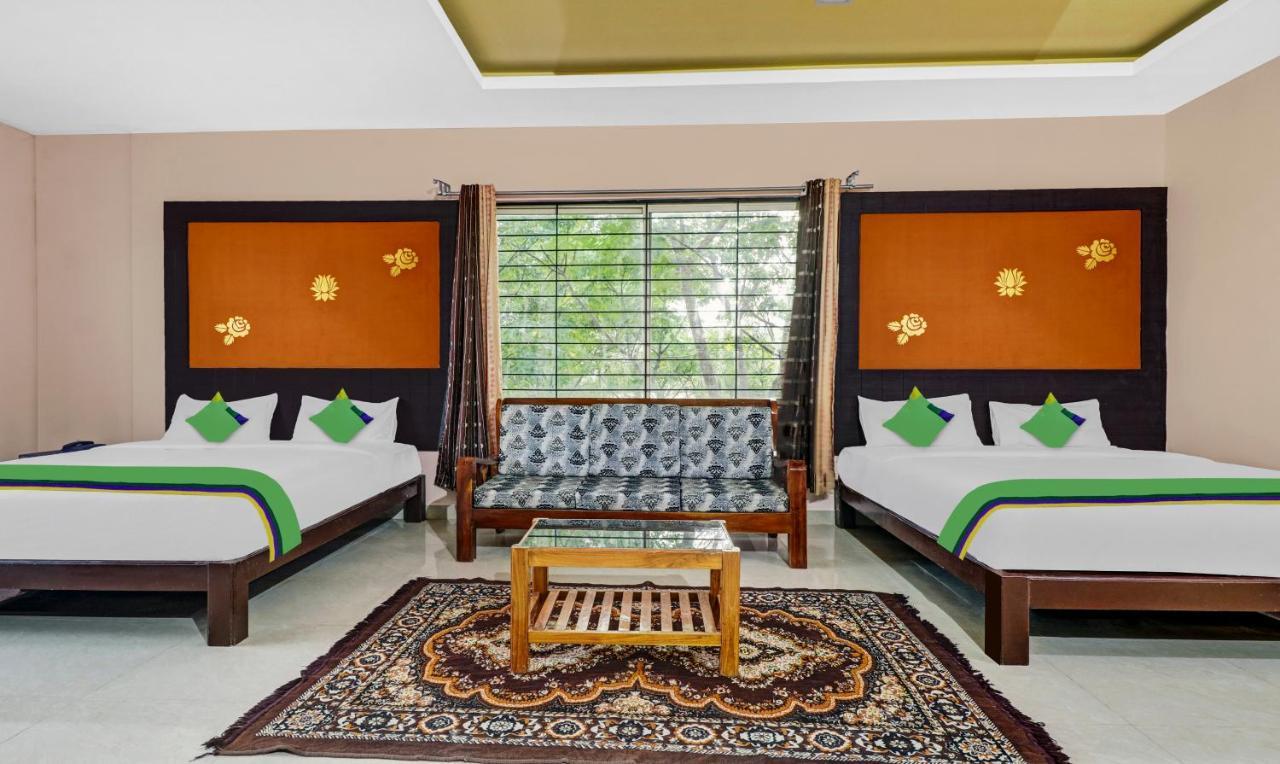 Grand Jp Inn Near 2 Km From Gundlupet Bus Stand Exterior foto